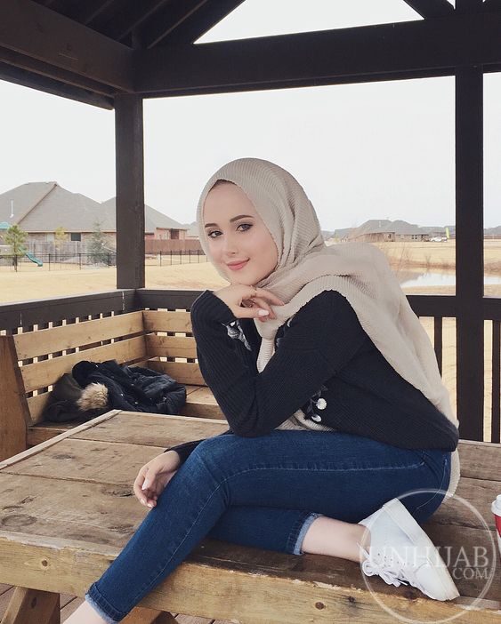 Hijab Plissé Beige Careena